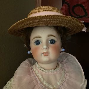 Meet your Posher, Karen